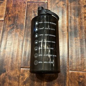 Gallon Motivation Daily Reminder Water Bottle